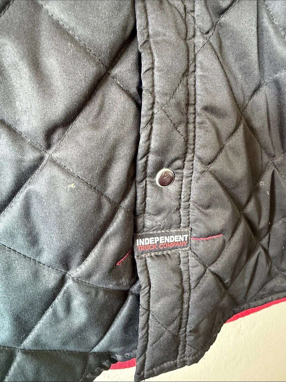 Independent Track Company Black Quilted with Red Lining Lightweight Jacket